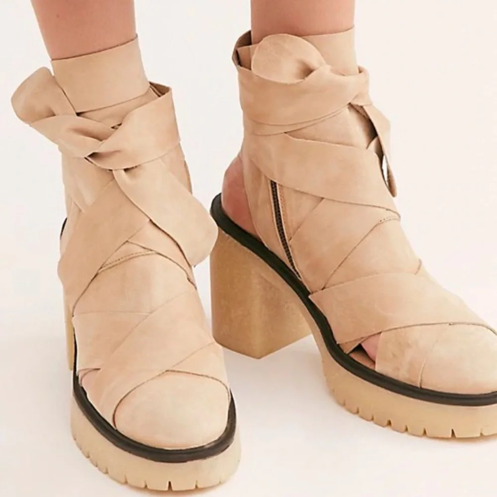 FREE PEOPLE BLAKE PLATFORM BOOTIES - Picture 8 of 10